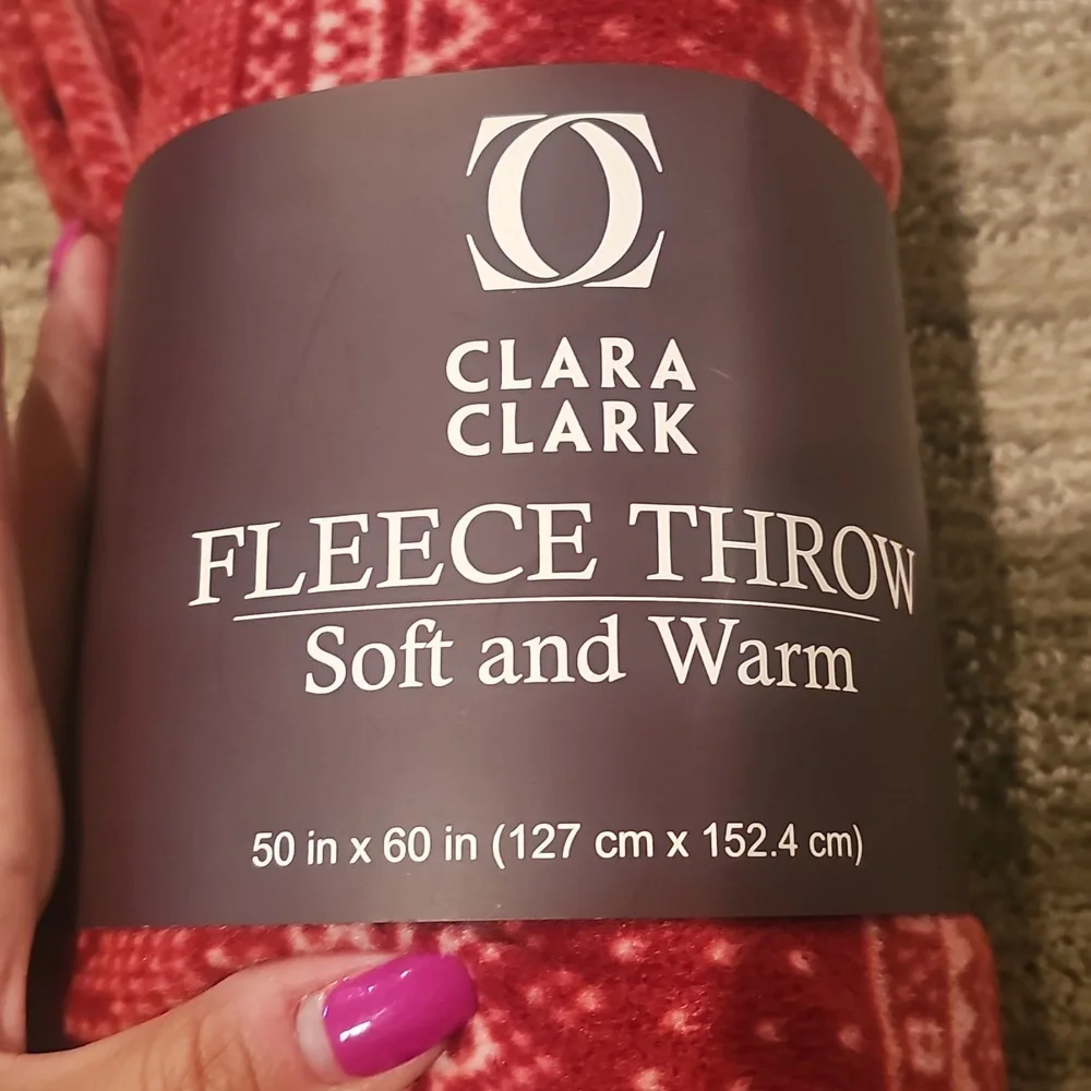 Clara Clark Festive Red Fleece Throw